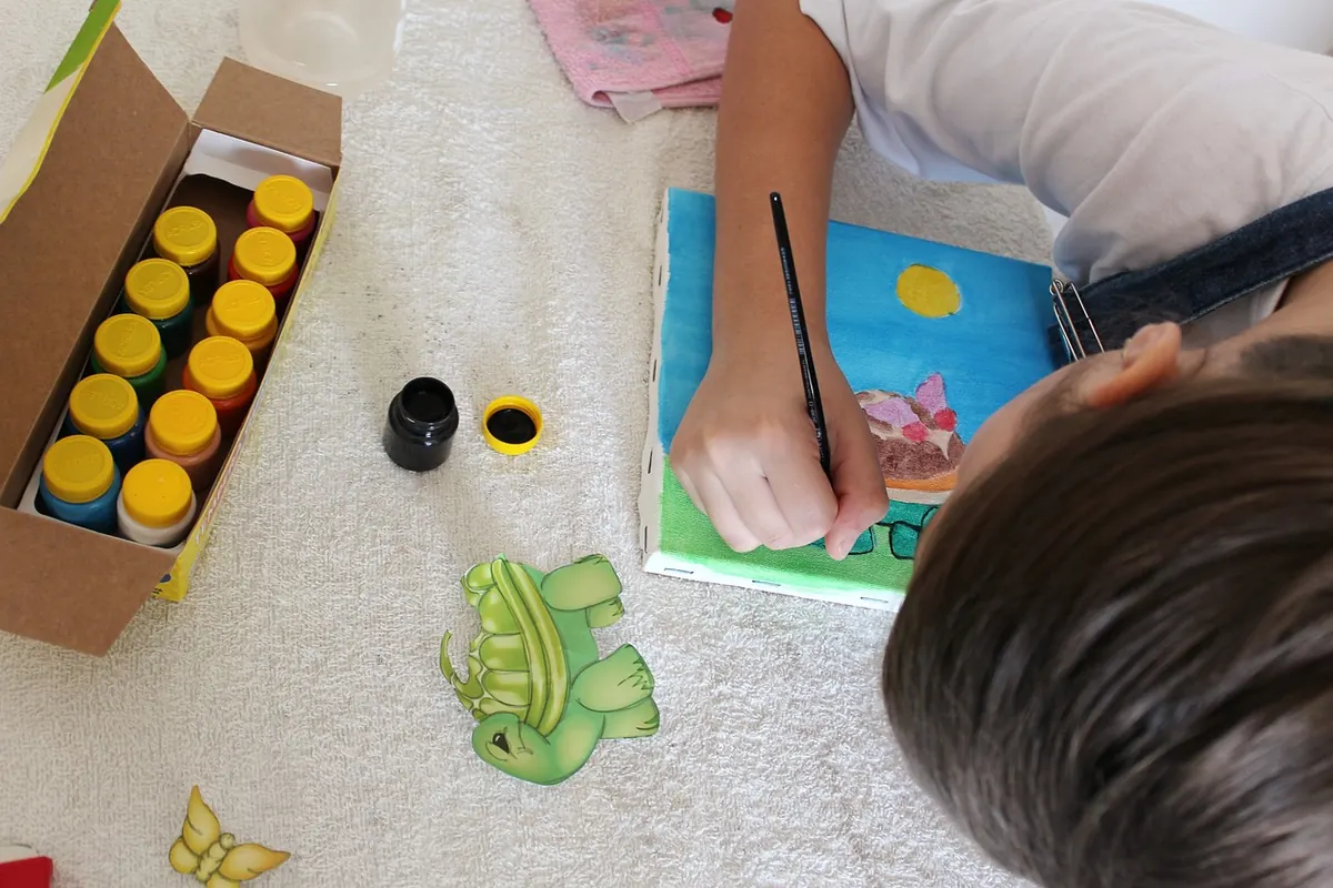 What is Gouache? A Complete Guide for Beginners